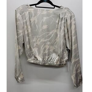 ASTR The Label Pleated Shoulder Long Sleeve Floral Top